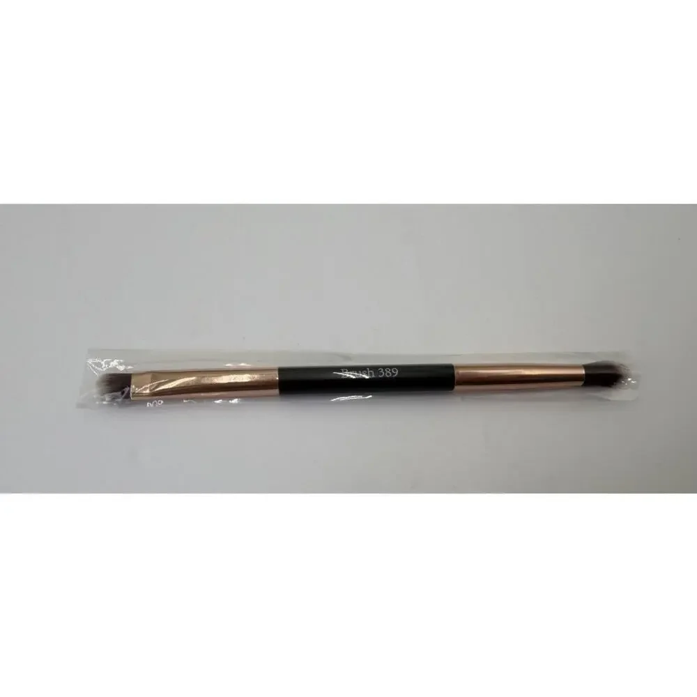 Aisling Organics Dual-Sided Luxe Makeup Shadow Brush- NEW